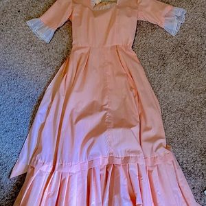 Pink vintage dress, white ruffle sleeve and neckline